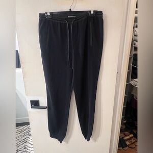 Vince crepe jogger pants in navy with black trim (M)